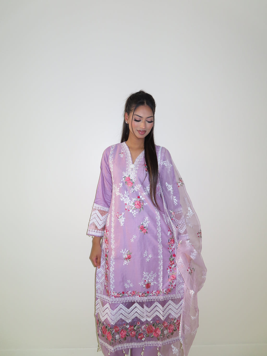 Lilac shalwar kameez