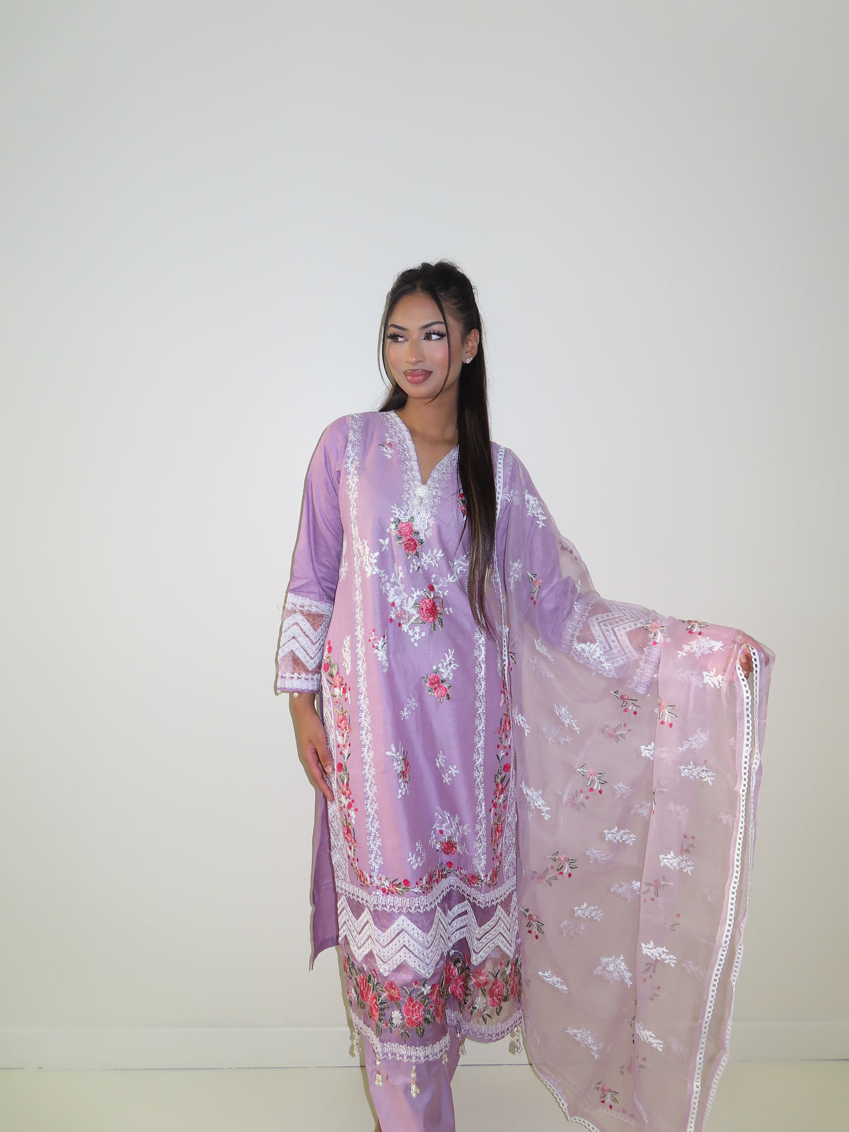 Lilac shalwar kameez
